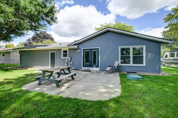 Stoughton, WI 53589,1308 N Page Street