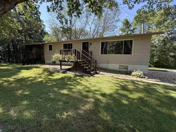 Lone Rock, WI 53556,32519 US Highway 14 Road