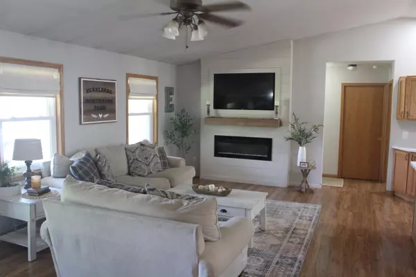 Tomah, WI 54660,26073 County Road G Road