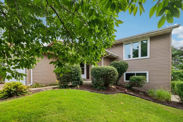 Lake Mills, WI 53551-1936,1316 Buttercup Way