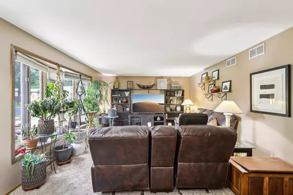 Mcfarland, WI 53558,5409 Valley Drive