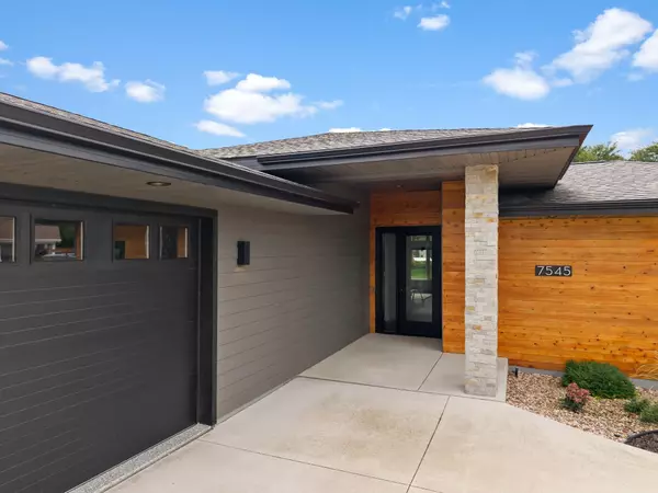 Verona, WI 53593,7545 Tumbledown Trail