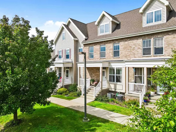 Fitchburg, WI 53711,72 S Gardens Way