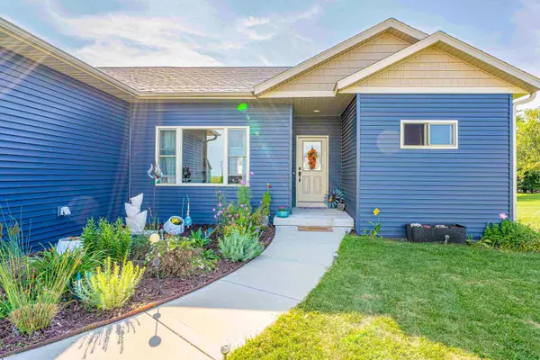 Ridgeway, WI 53582,108 Cardinal Way