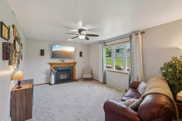 Blue Mounds, WI 53517,2952 Leadville Pass