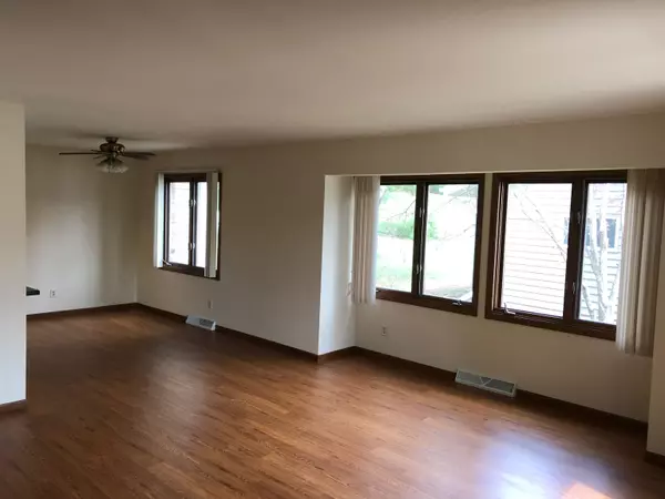 Madison, WI 53717,19 Firestone Court