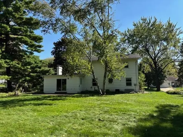 Ripon, WI 54971,648 Emerson Avenue