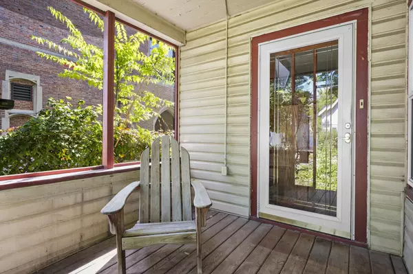 Madison, WI 53704,110 N 5th Street