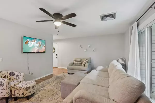 Middleton, WI 53562,5506 Century Avenue #1