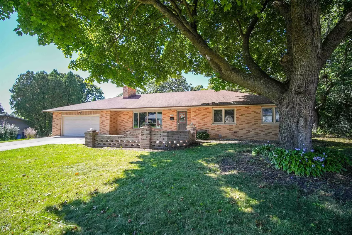 Sun Prairie, WI 53590,706 Woodland Drive
