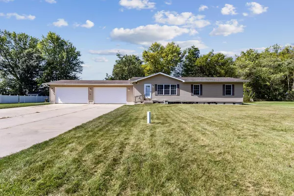 507 Jana Drive, Edgerton, WI 53534