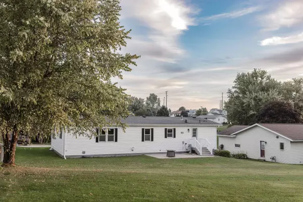 Dodgeville, WI 53533,209 E Madison Street