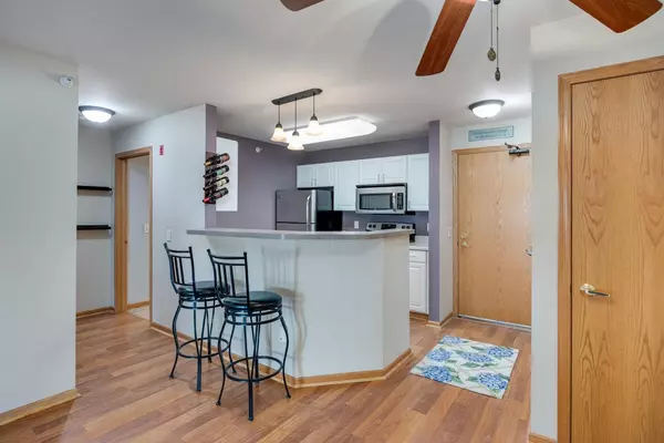 Madison, WI 53718,10 Kings Mill Circle #112