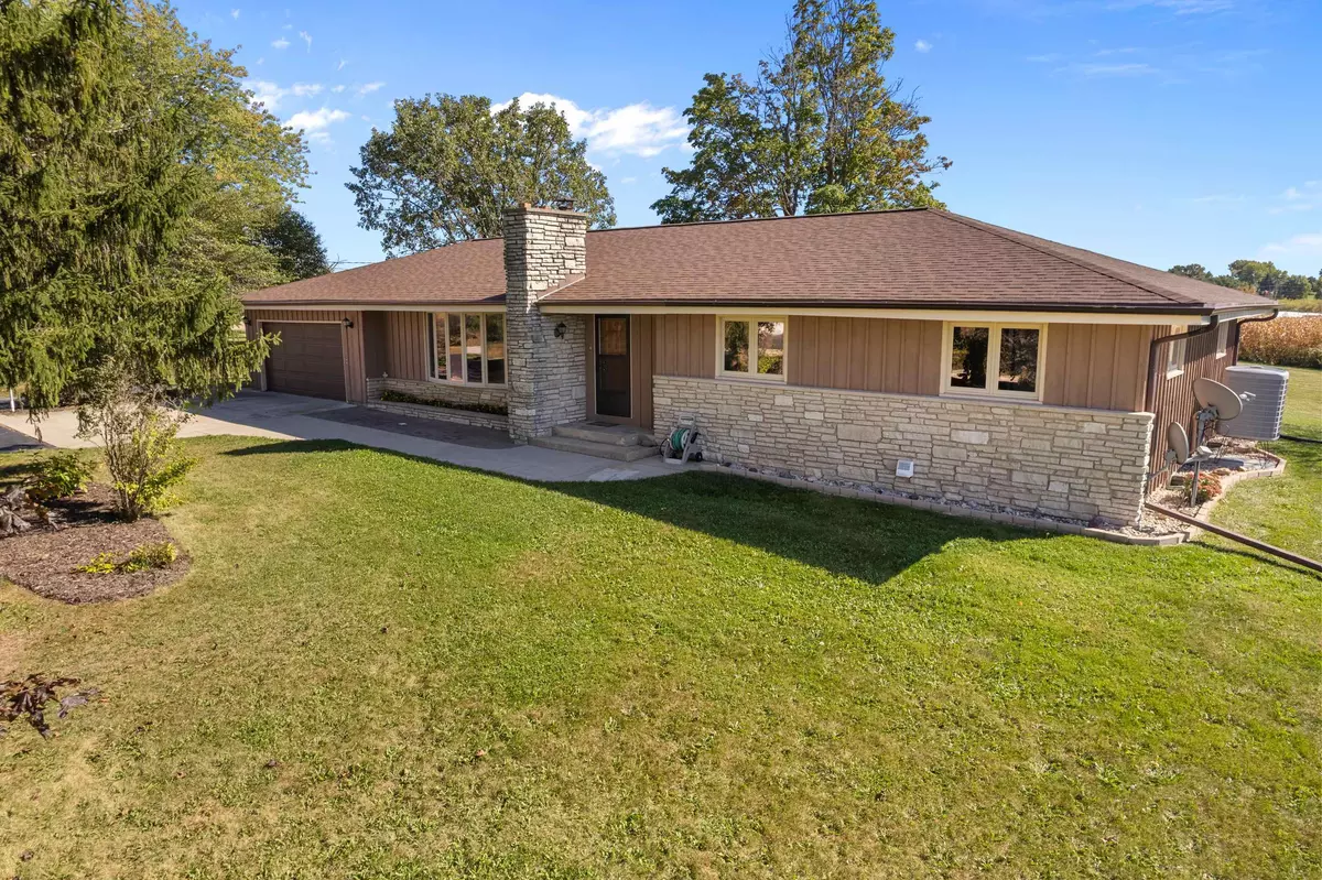 Horicon, WI 53032-9742,W4069 Raasch Hill Road
