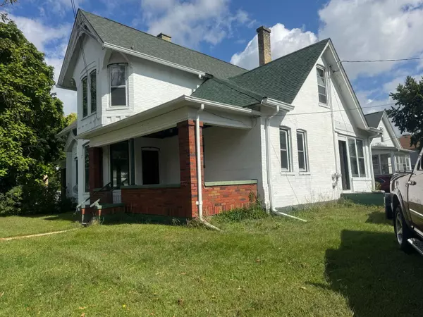 Portage, WI 53901,502 E Conant st Street