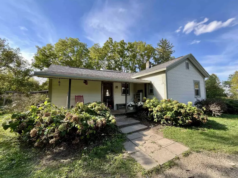 W12308 Reeds Corners Road, Ripon, WI 54971-0000