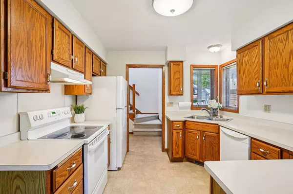 Waunakee, WI 53597,317 Castle Oaks Crossing