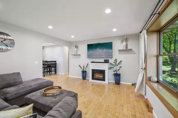 Deforest, WI 53532,217 Pocahontas Lane