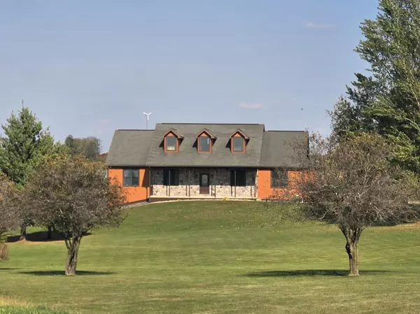 28254 County P, Kendall, WI 54638-8710