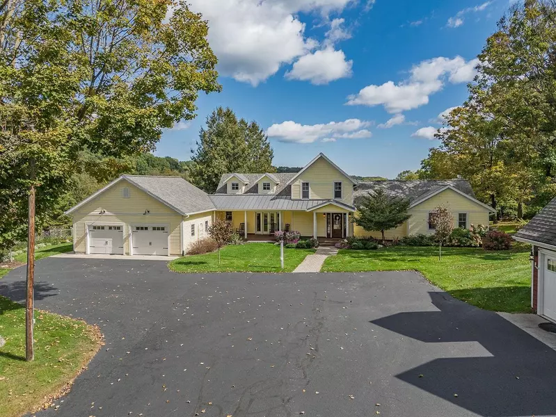 E1475 Owens Drive, La Valle, WI 53941