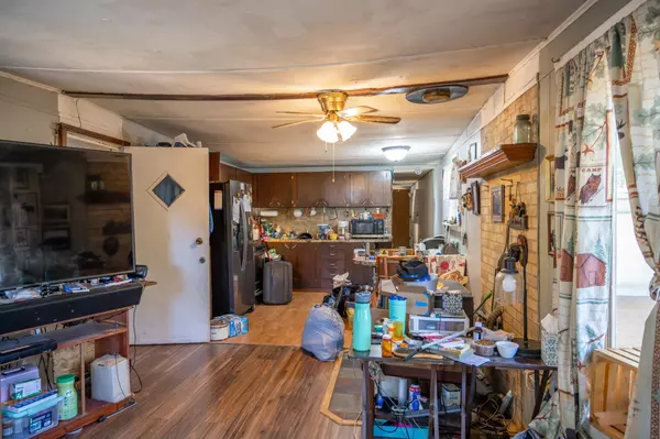 Necedah, WI 54646,N10430 Queens Way