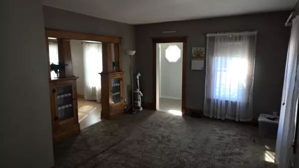 Clinton, WI 53525,606 High Street