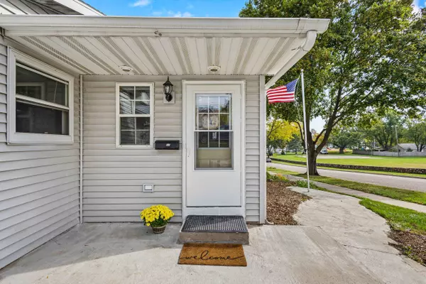 Baraboo, WI 53913,307 Martin Street