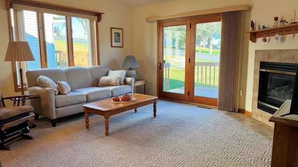 1559 N Dewey Avenue, Reedsburg, WI 53959