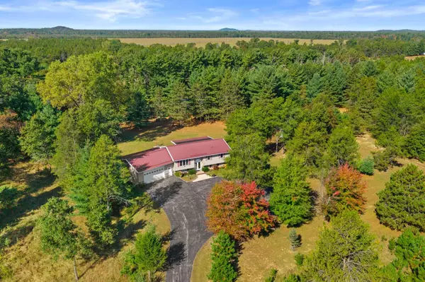 Hancock, WI 54943,859 6th Avenue