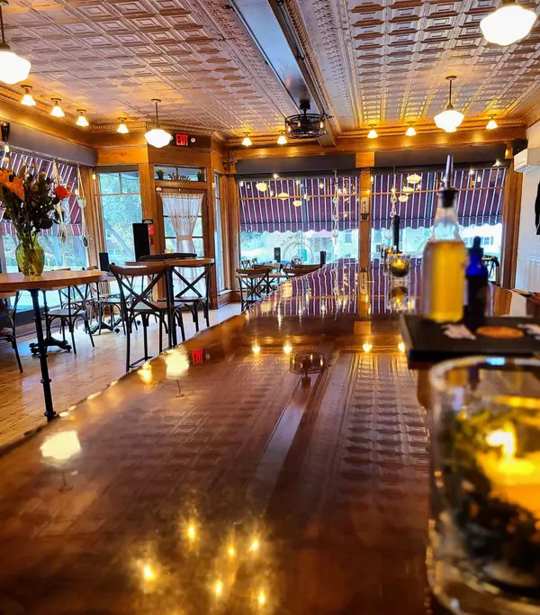 Cedarburg, WI 53012,W61N480-N486 Washington Avenue