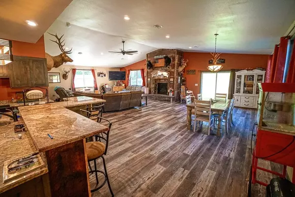 Warrens, WI 54666,600 Oakwood Street