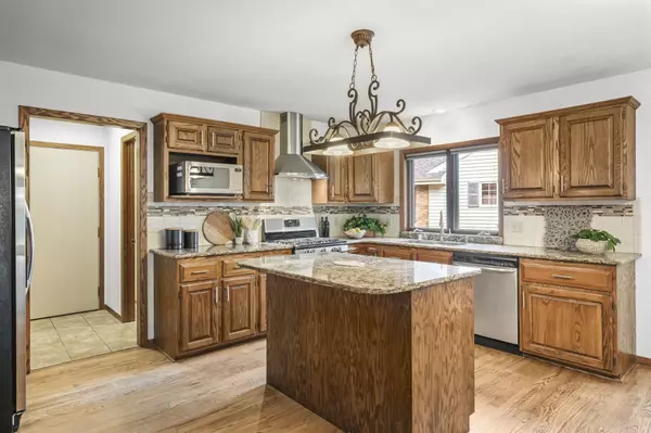 Madison, WI 53705,5122 Buffalo Trail