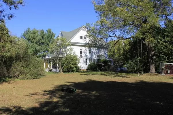 Spring Green, WI 53588,221 S Winsted Street