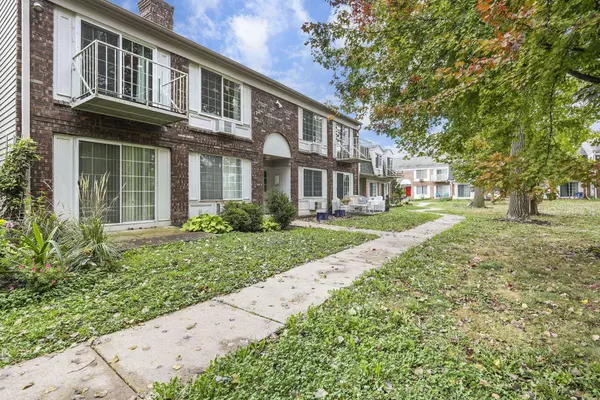 2128 Allen Boulevard #3, Middleton, WI 53562