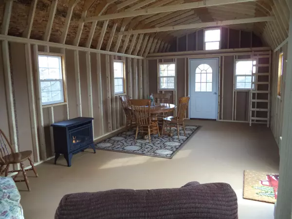 Hazel Green, WI 53811,28692 County Road W Road