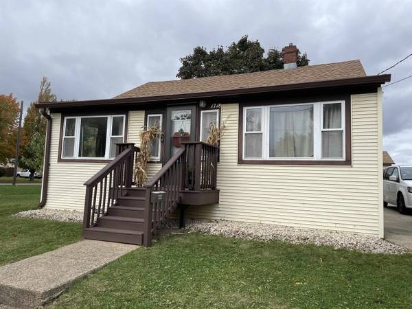 1718 Linden Avenue, Janesville, WI 53548