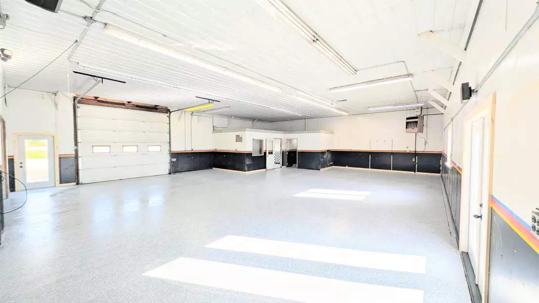 110 Fs Drive, Viroqua, WI 54665