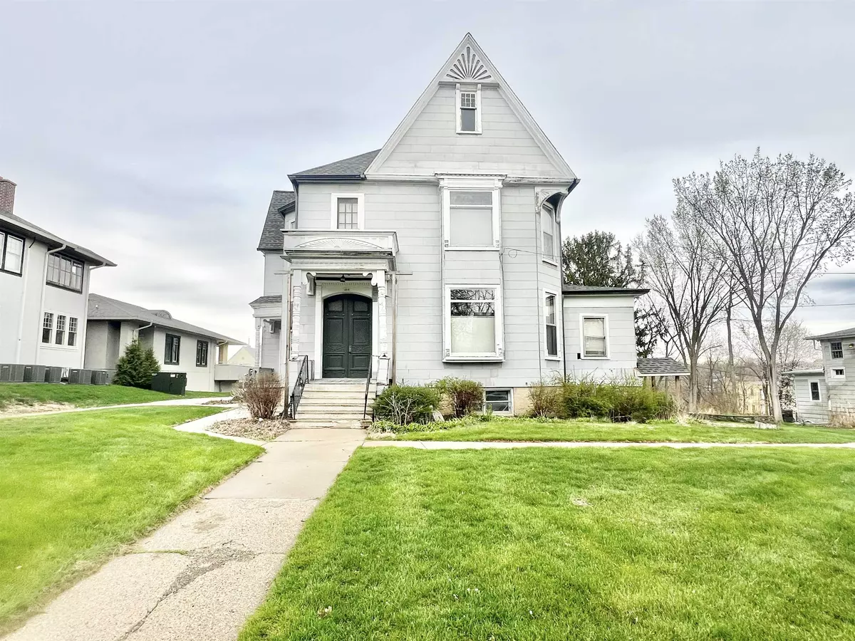 Janesville, WI 53548,420 N Jackson Street