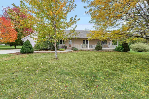 W9179 Sunset Bay Drive, Beaver Dam, WI 53916