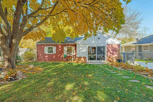 Monona, WI 53716,308 NICHOLS Road