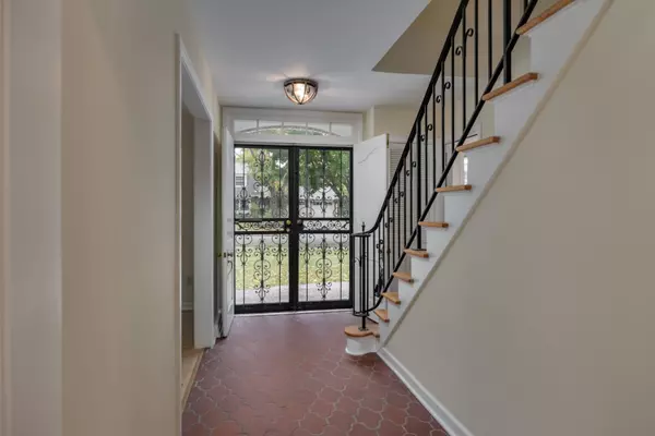 Madison, WI 53705,237 Carillon Drive