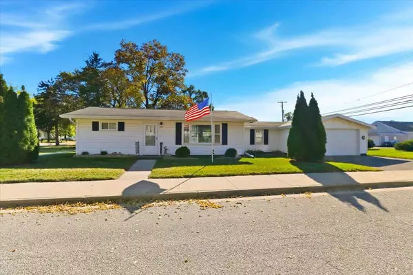 Adams, WI 53910,151 S June Street