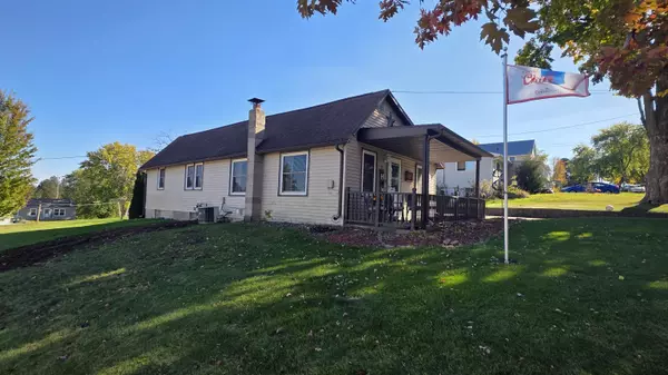 Lancaster, WI 53813,304 S Jackson Street