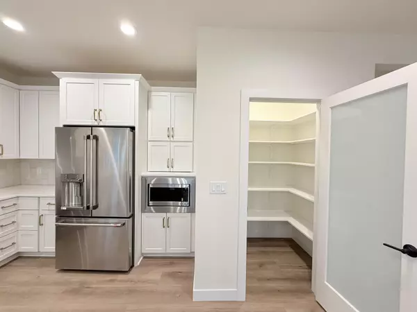 Deforest, WI 53532,6256 Ronald Reagan Drive