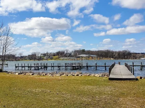 Green Lake, WI 54941,413 Strauss unit 8 Avenue