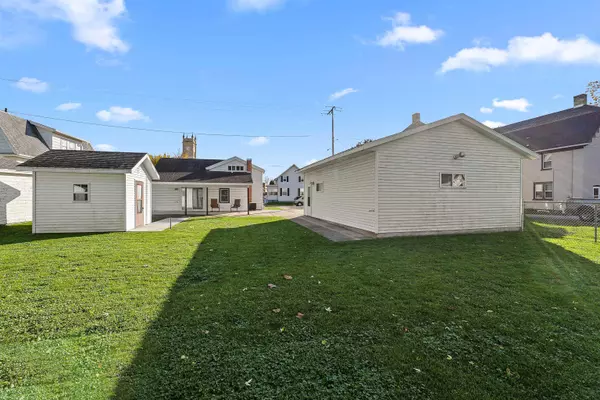 Watertown, WI 53098,216 E Division Street