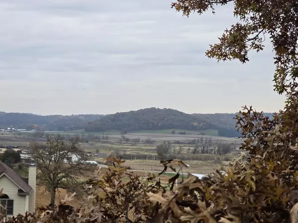 Westbrook Dr Drive, Plain, WI 53577