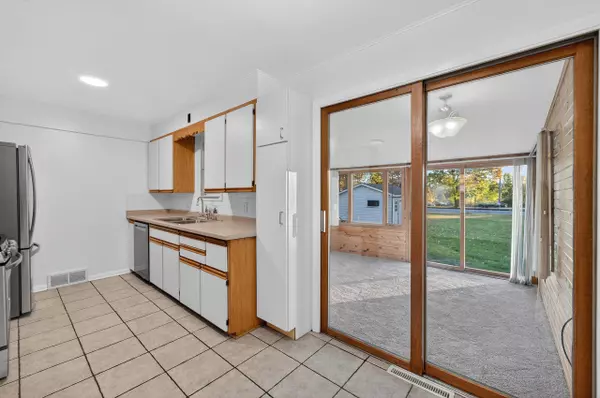 Middleton, WI 53562,6829 Cooper Avenue