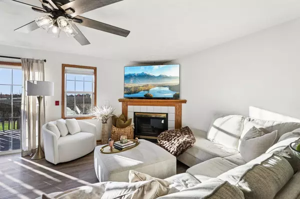 Sun Prairie, WI 53590,2373 Effingham Way