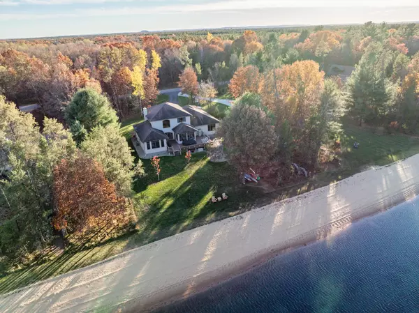 New Lisbon, WI 53950,N7713 Half Moon Bay Drive